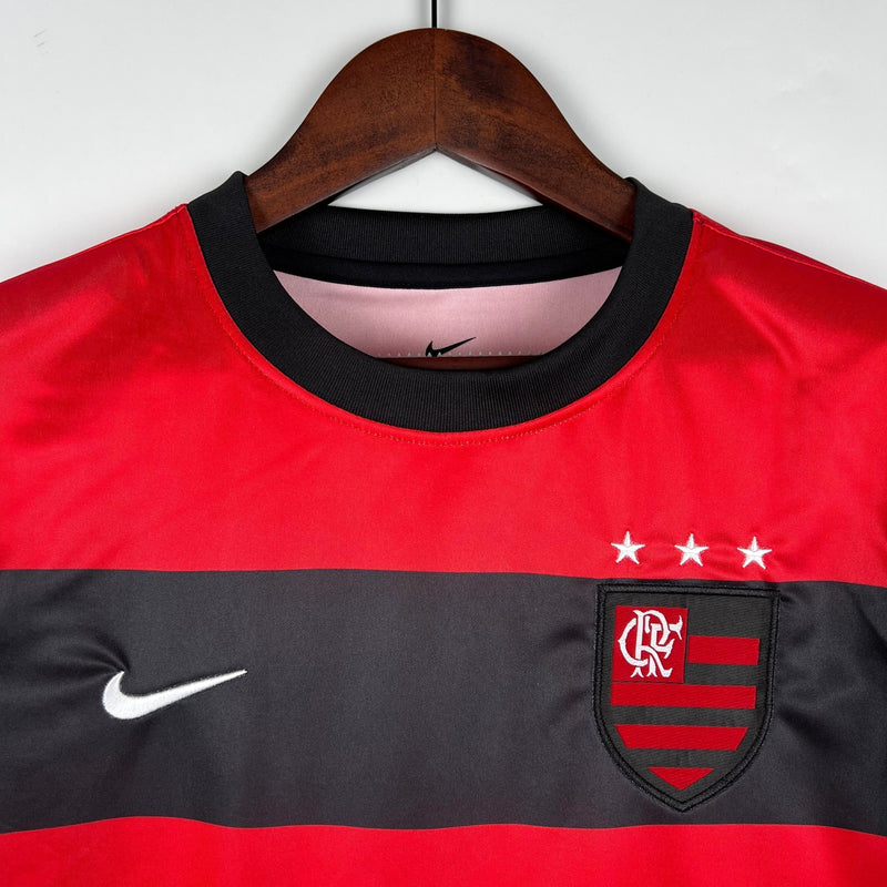 Camisa Flamengo Retrô 2000/2001 - Vermelha e Preta