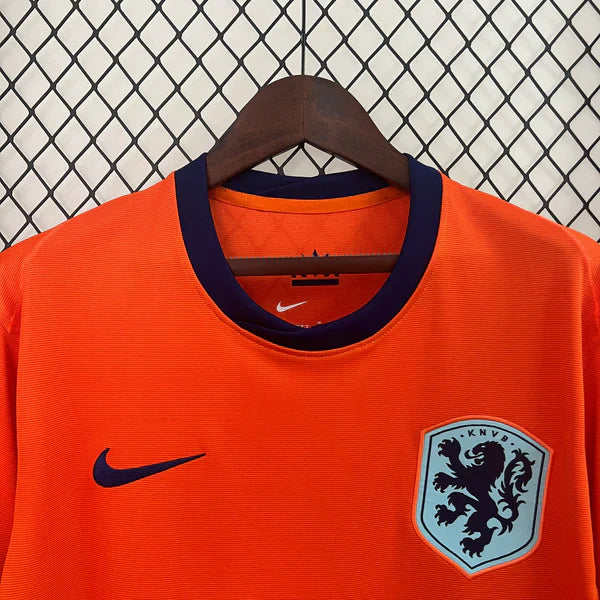 Camisa Holanda Titular 24/25 - Nike Versão Torcedor Lançamento