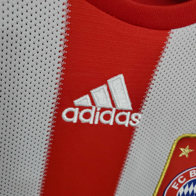 Camisa Bayern de Munique Retrô 2010/2011 Vermelha e Branca - Adidas