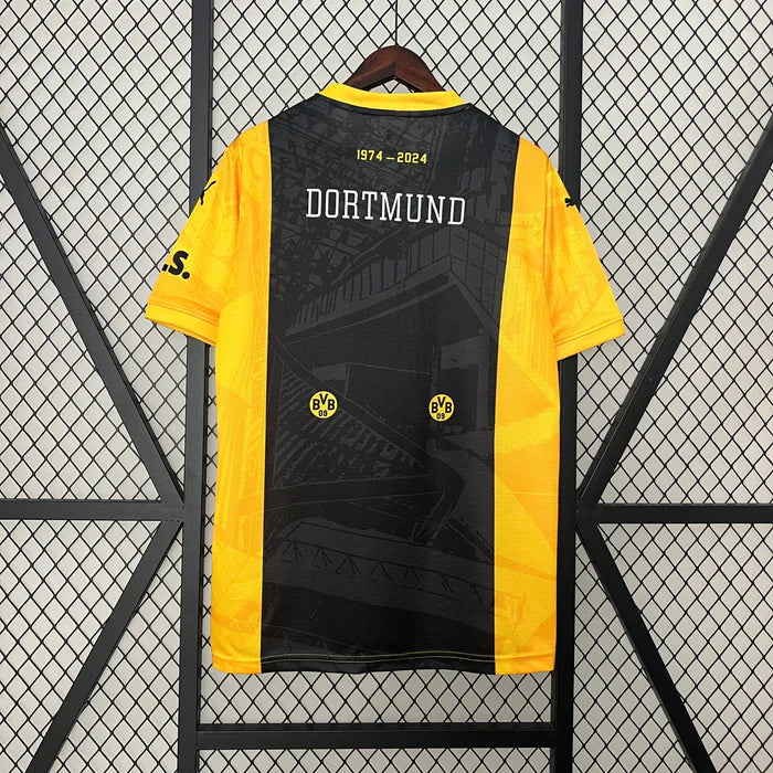 Camisa Borussia Dortmund Home 24/25 "Westfalenstadion 50 anos" - Puma Torcedor Masculina